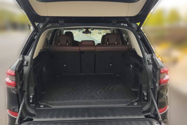 Used BMW X5 2021 xDrive40i M Sport Package Trunk