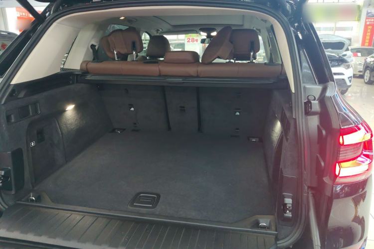 Used BMW X5 2021 xDrive30i M Sport Package Trunk