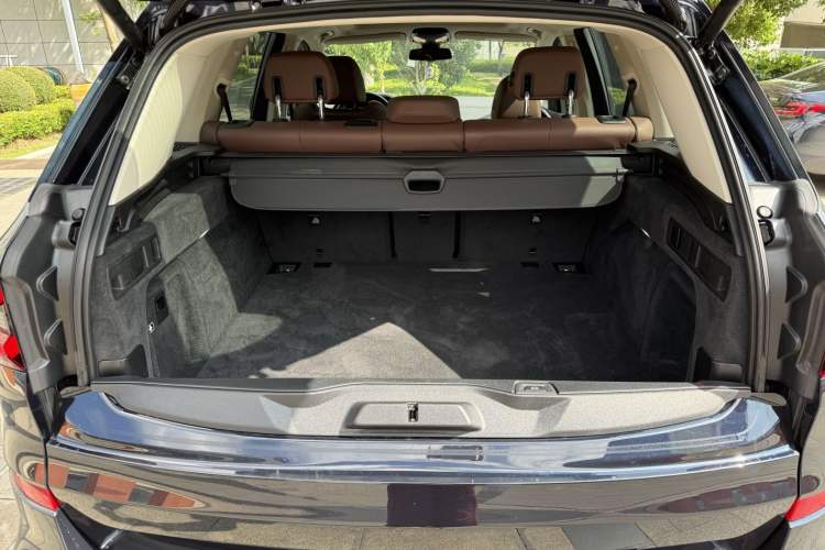 Used BMW X5 2021 xDrive30i M Sport Package Trunk