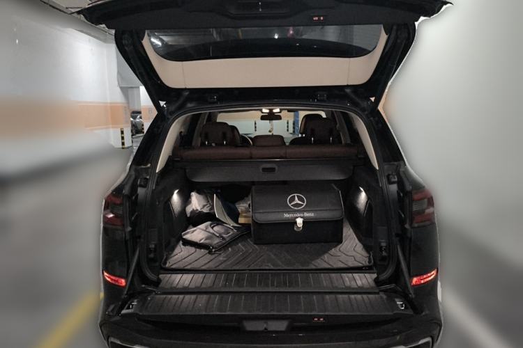 Used BMW X5 2021 xDrive40i Luxury Model with M Sport Package Trunk