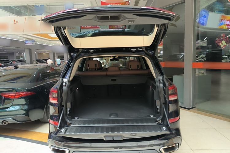 Used BMW X5 2021 Restyled xDrive30i M Sport Package Trunk