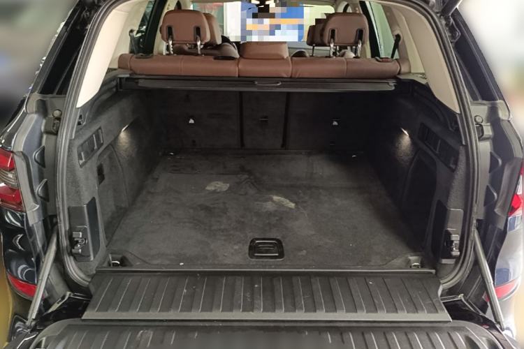Used BMW X5 2021 xDrive40i M Sport Package Trunk