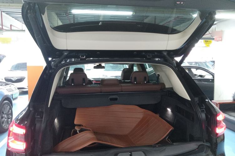 Used BMW X5 2021 xDrive30i M Sport Package Trunk