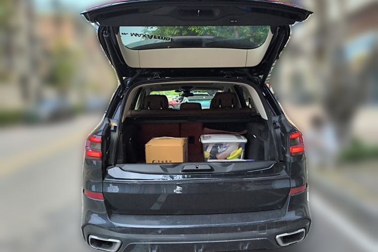 Used BMW X5 2021 xDrive30i M Sport Package Trunk
