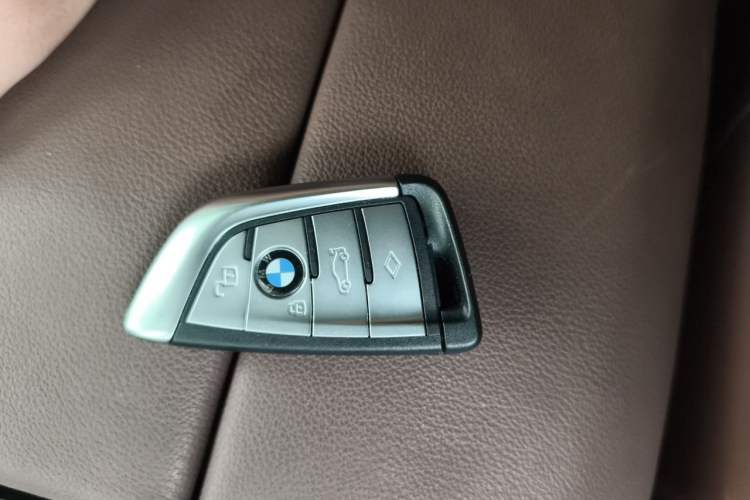 Used BMW X5 2021 xDrive30i M Sport Package Vehicle Key