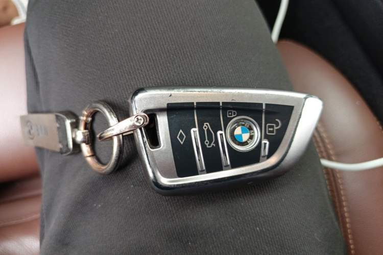 Used BMW X5 2021 xDrive40i M Sport Package Vehicle Key