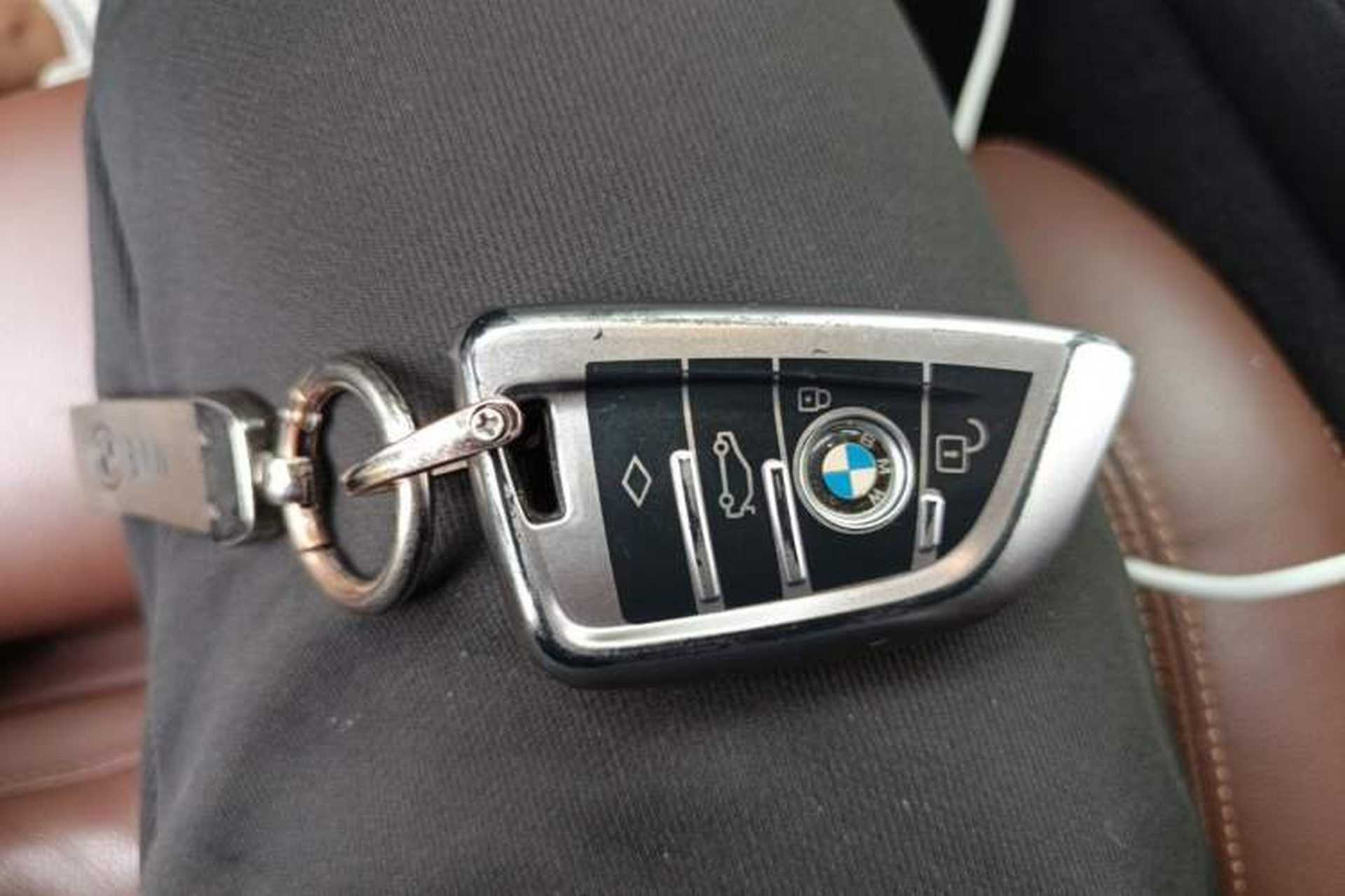 Used BMW X5 2021 xDrive40i M Sport Package Vehicle Key