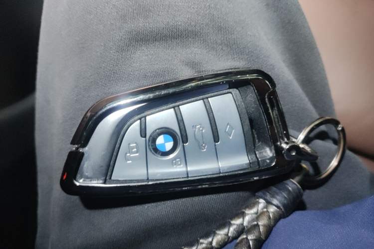 Used BMW X5 2021 xDrive30i M Sport Package Vehicle Key