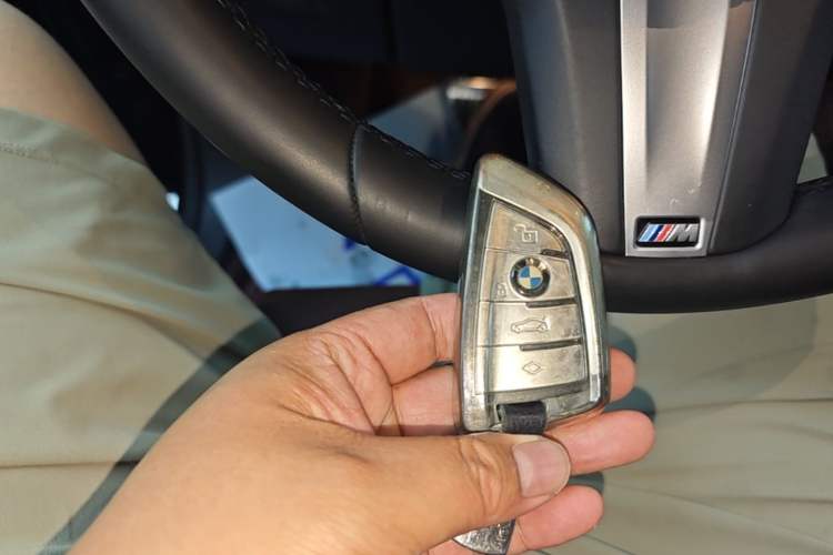 Used BMW X5 2021 xDrive40i M Sport Package Vehicle Key