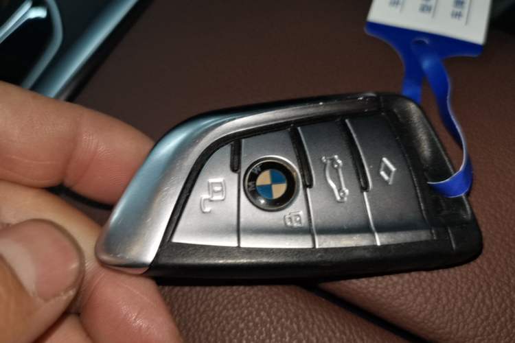 Used BMW X5 2021 xDrive30i X Design Package Vehicle Key