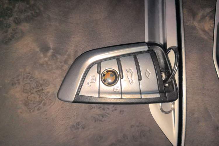Used BMW X5 2021 xDrive40i M Sport Package Vehicle Key