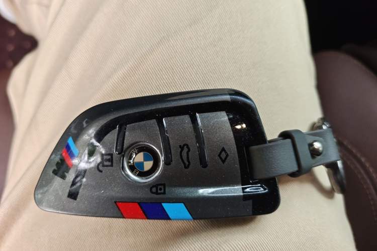 Used BMW X5 2021 xDrive30i M Sport Package Vehicle Key