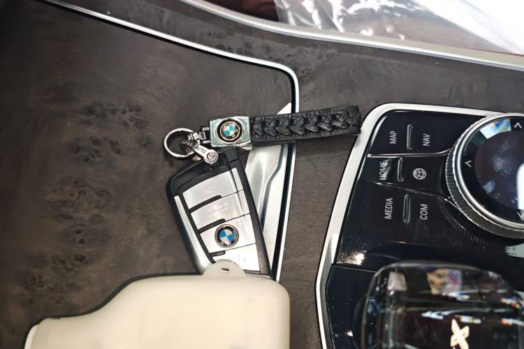 Used BMW X5 2021 xDrive30i M Sport Package Vehicle Key