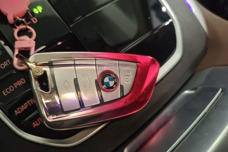 Used BMW X5 2021 xDrive40i M Sport Package Vehicle Key