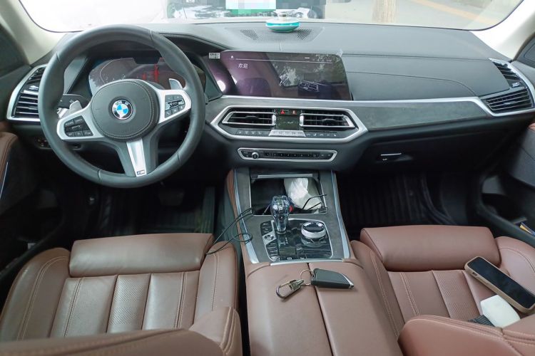 Used BMW X5 2021 xDrive30i M Sport Package Center Console