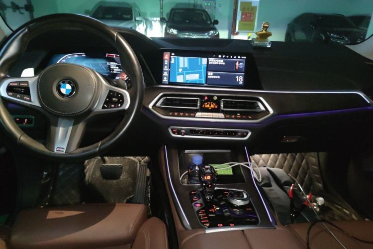 Used BMW X5 2021 Restyled xDrive30i M Sport Package Center Console