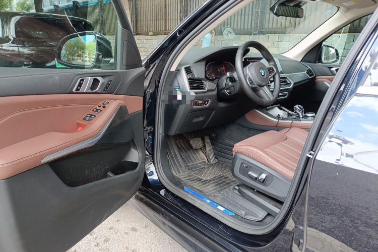 Used BMW X5 2021 xDrive30i M Sport Package Driver Seat