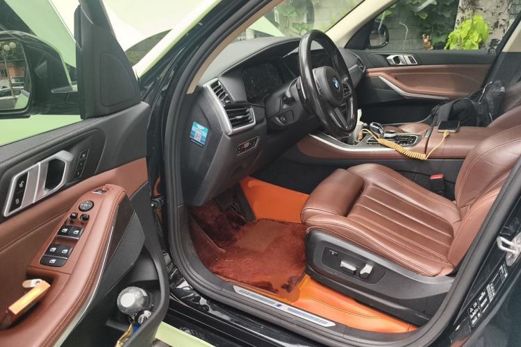 Used BMW X5 2021 xDrive30i M Sport Package Driver Seat