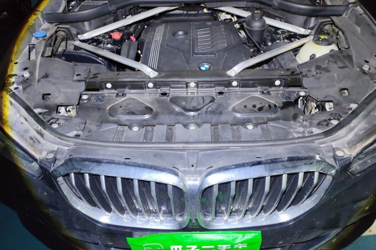 Used BMW X5 2021 xDrive40i Luxury Model with M Sport Package Engine Bay