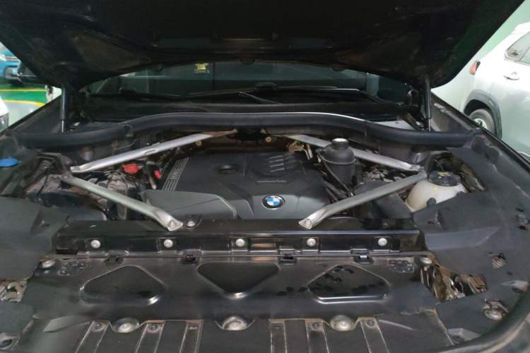 Used BMW X5 2021 Restyled xDrive30i M Sport Package Engine Bay