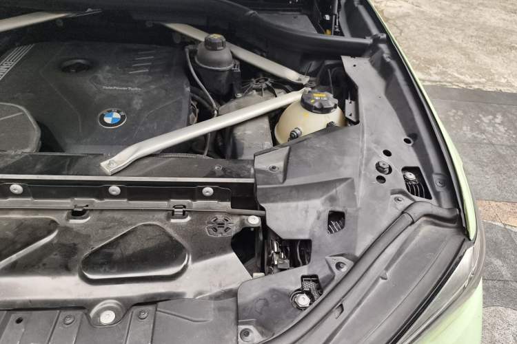 Used BMW X5 2021 xDrive30i M Sport Package Engine Bay Left