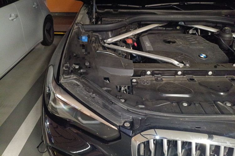 Used BMW X5 2021 Restyled xDrive30i M Sport Package Engine Bay Right
