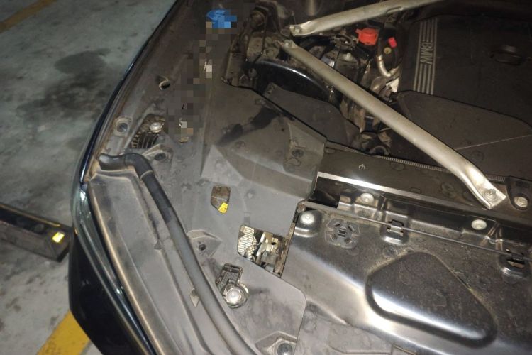 Used BMW X5 2021 xDrive30i M Sport Package Engine Bay Right