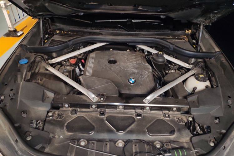 Used BMW X5 2021 xDrive30i M Sport Package Engine Bay