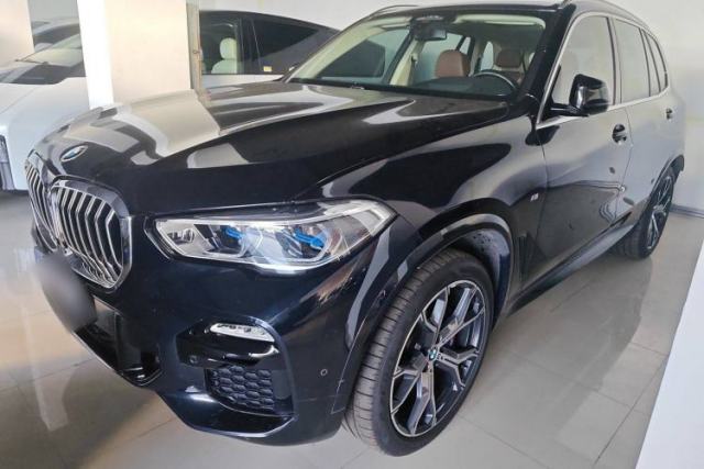 Used BMW X5 2021 xDrive40i Luxury Model with M Sport Package