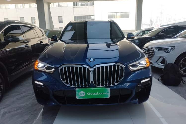 Used BMW X5 2021 xDrive30i M Sport Package Front