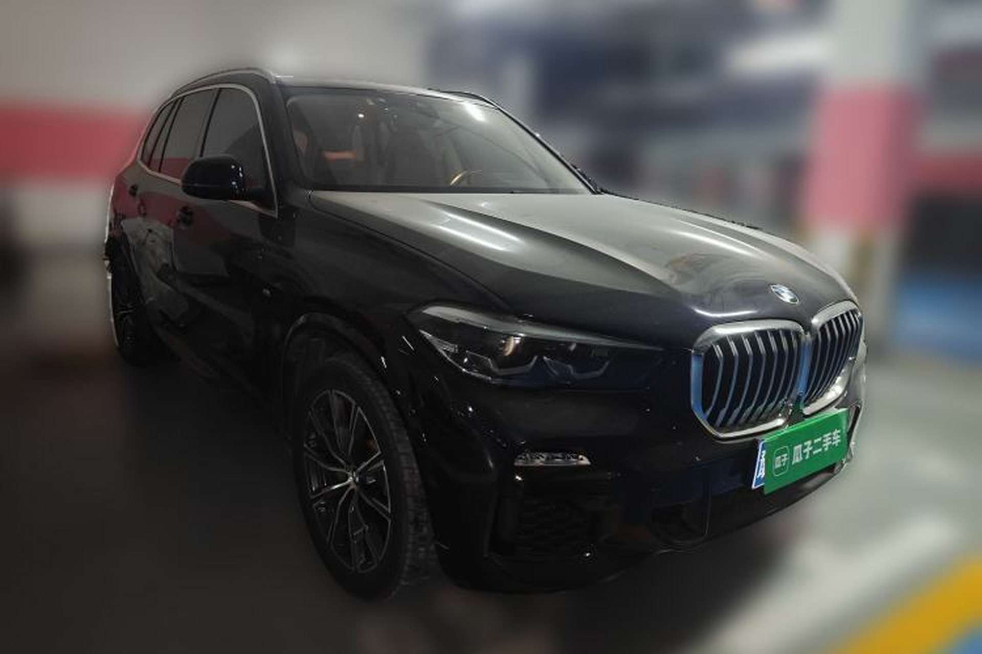 Used BMW X5 2021 xDrive30i M Sport Package Front Right 45 Deg