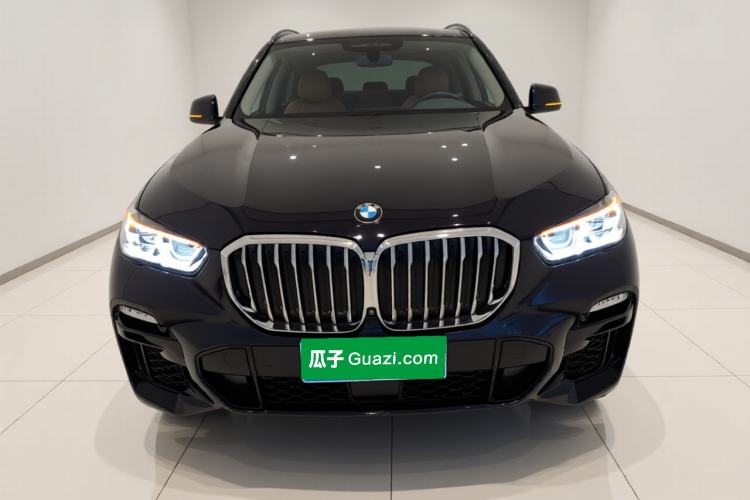Used BMW X5 2021 xDrive40i Luxury Model with M Sport Package Front
