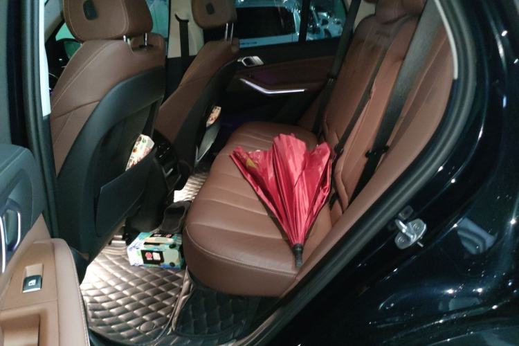Used BMW X5 2021 Restyled xDrive30i M Sport Package Left Rear Seat
