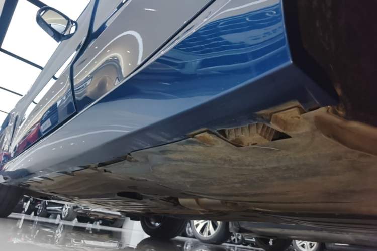 Used BMW X5 2021 xDrive30i M Sport Package Left Side Sill