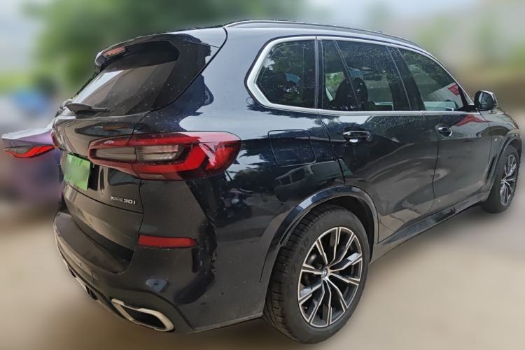 Used BMW X5  Rear