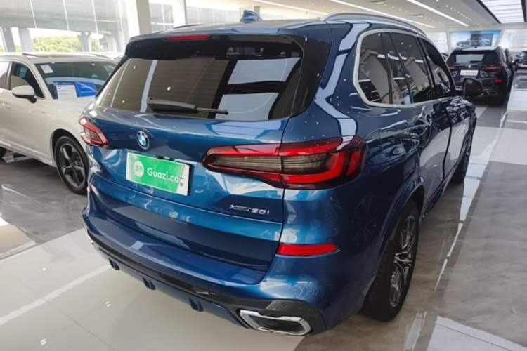 Used BMW X5 2021 xDrive30i M Sport Package Rear Right 45 Deg