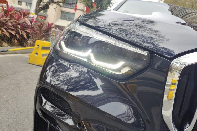 Used BMW X5 2021 xDrive30i M Sport Package Right Front Headlight