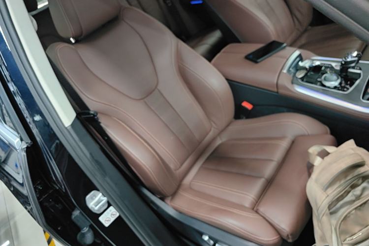 Used BMW X5 2021 xDrive30i M Sport Package Right Front Seat