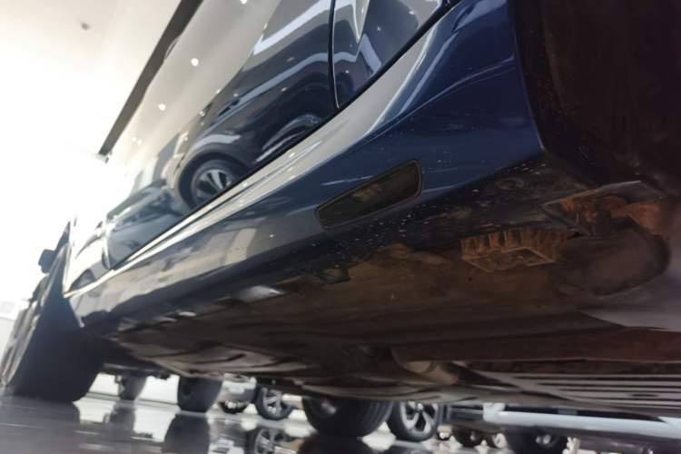 Used BMW X5 2021 xDrive30i M Sport Package Right Side Sill