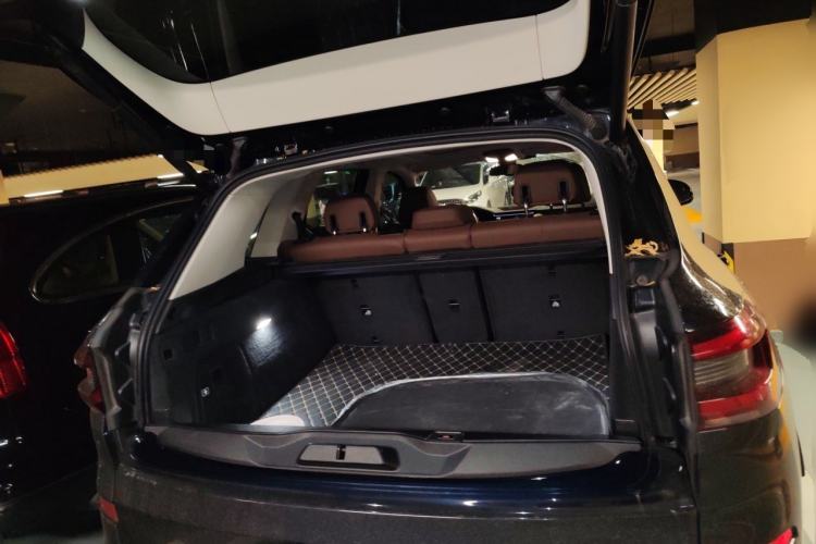 Used BMW X5 2021 xDrive30i M Sport Package Trunk