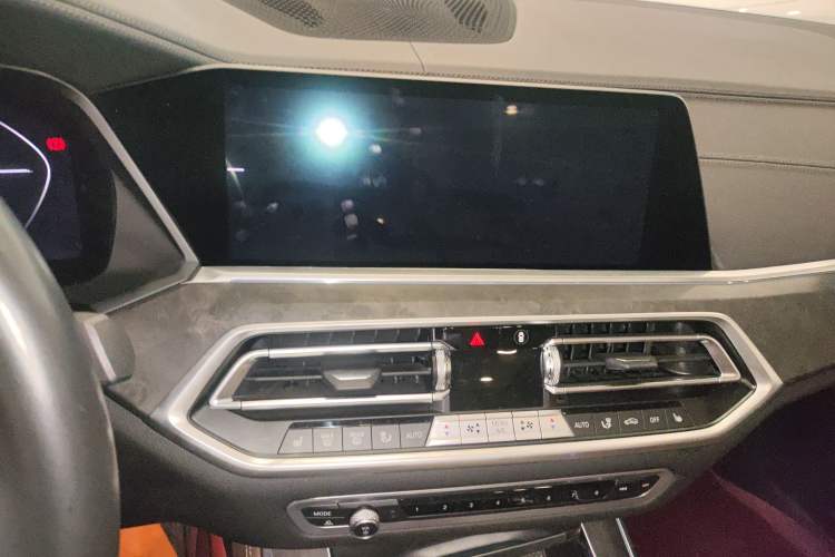 Used BMW X5 2021 Restyled xDrive40i M Sport Package Audio And AC Panel