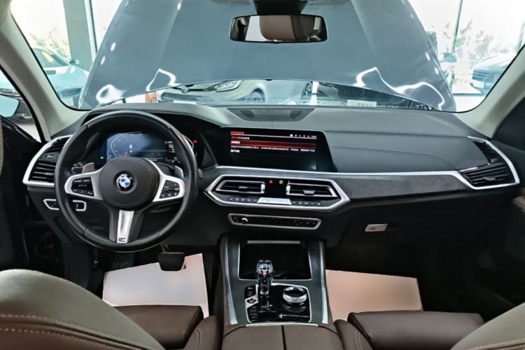 Used BMW X5 2021 Restyled xDrive30i M Sport Package Center Console