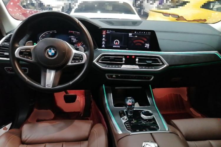Used BMW X5 2021 xDrive30i M Sport Package Center Console