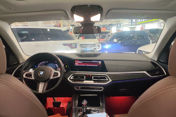 Used BMW X5 2021 Restyled xDrive40i M Sport Package Center Console