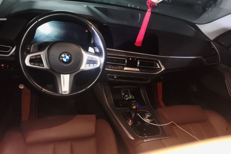 Used BMW X5 2021 xDrive40i M Sport Package Center Console