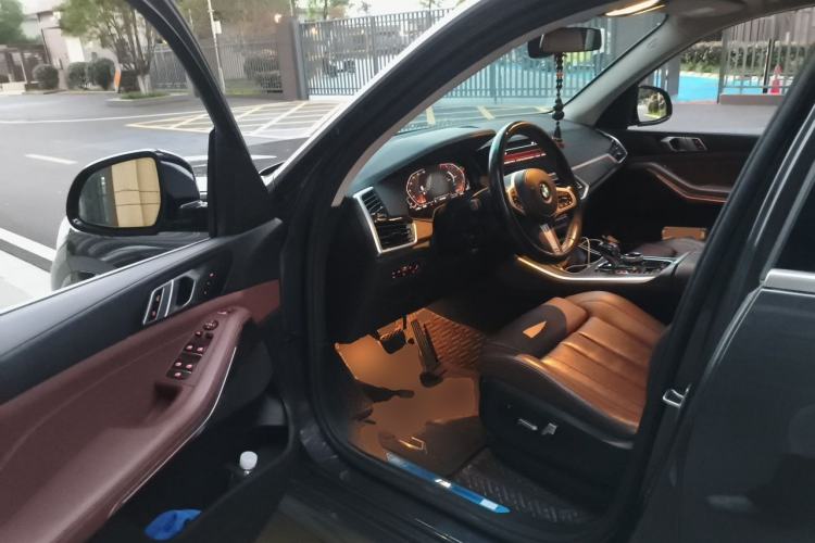 Used BMW X5 2021 xDrive30i M Sport Package Driver Seat