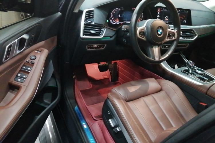 Used BMW X5 2021 xDrive30i M Sport Package Driver Seat
