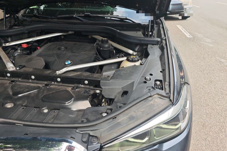 Used BMW X5 2021 xDrive30i M Sport Package Engine Bay Left