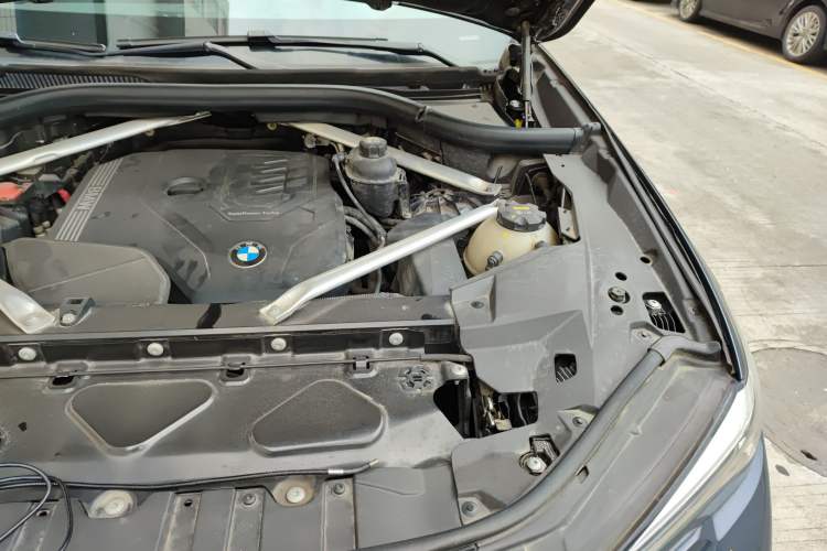 Used BMW X5 2021 xDrive30i M Sport Package Engine Bay Left