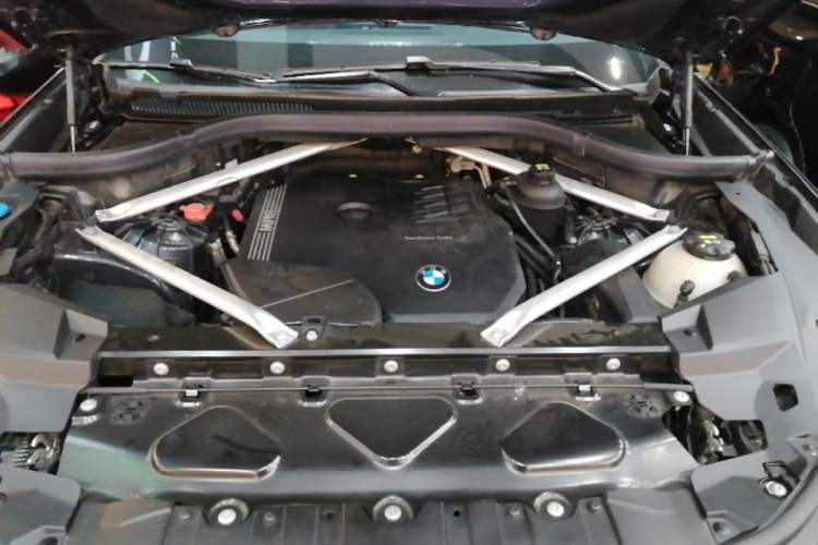 Used BMW X5 2021 xDrive30i M Sport Package Engine Bay